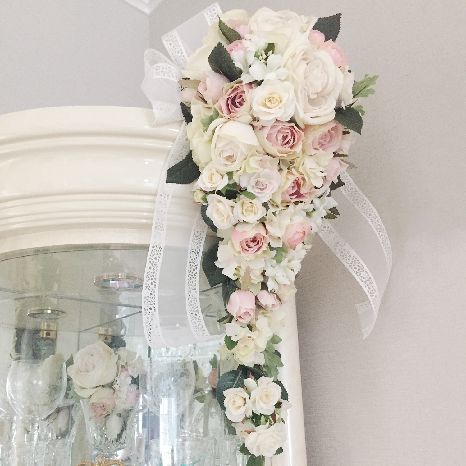 キャスケードブーケ